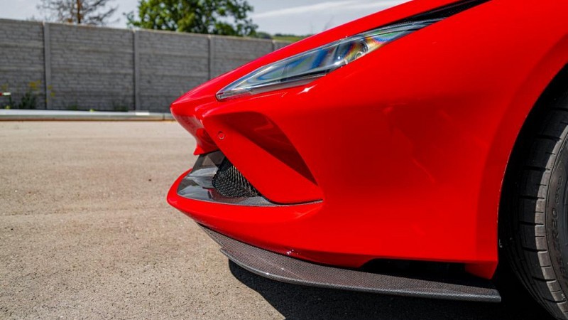 Photo of Capristo Frontspoiler with side air guides for the Ferrari F8 - Image 1